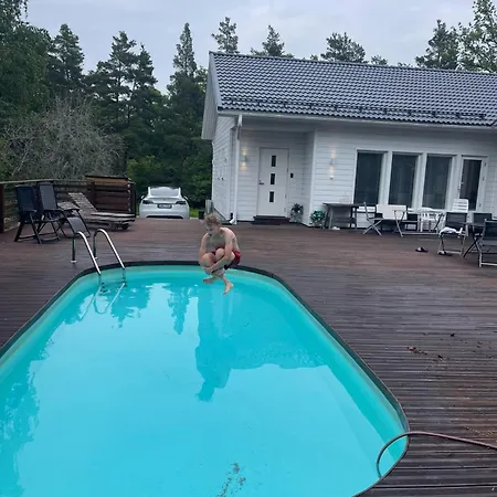 Lomamokki 25 Km Turusta Hotel Masku Buitenkant foto